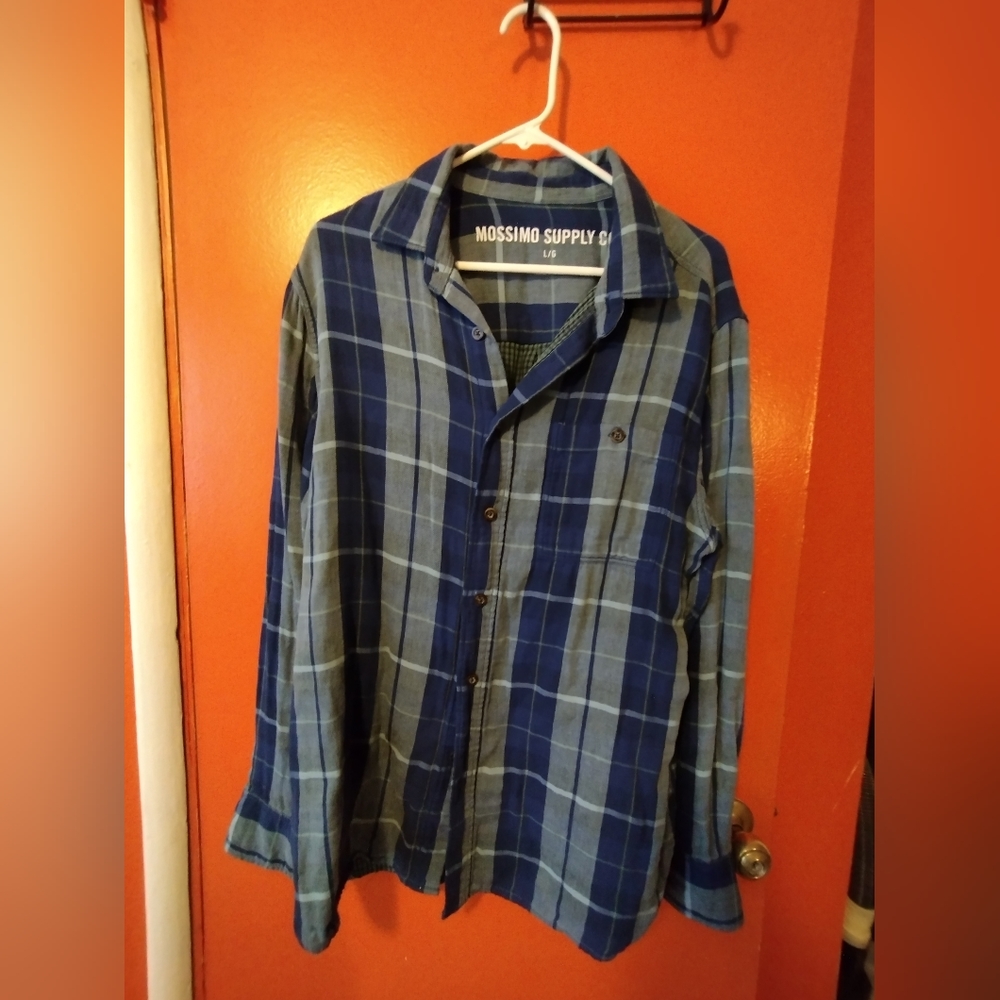 2 Mossimo mens shirts size large